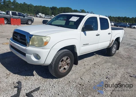 2006 Toyota Tacoma Prerunner V6 z USA, uszkodzony, nr VIN 3TMJU62N66M010865